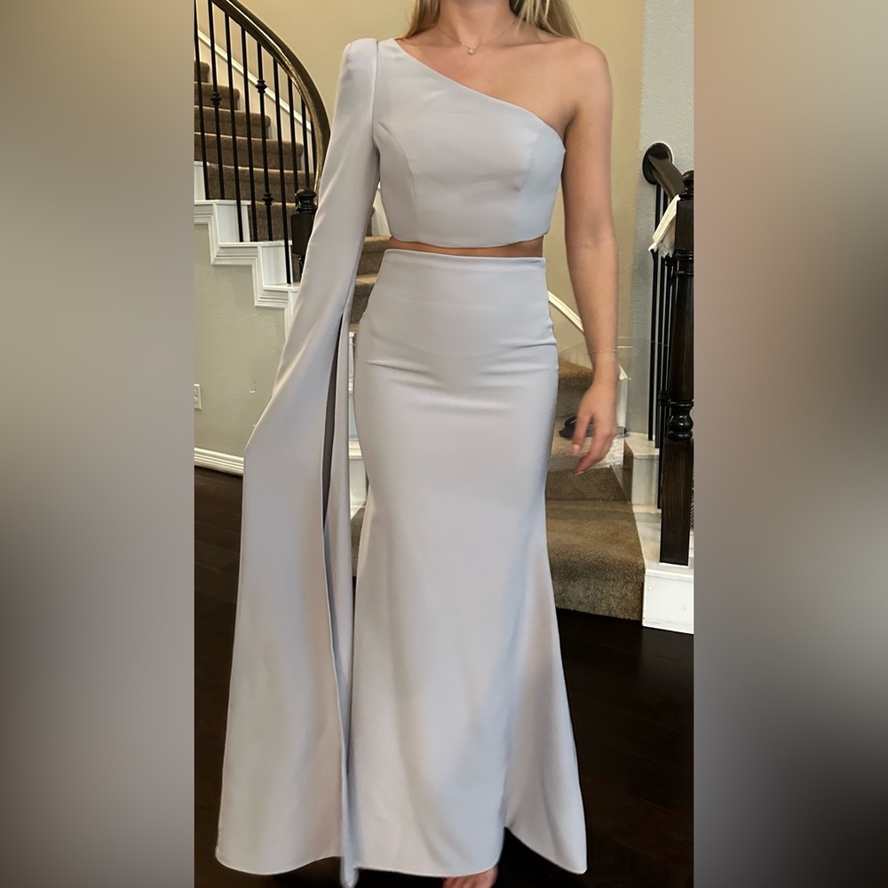Portia and Scarlett prom/ evening gown